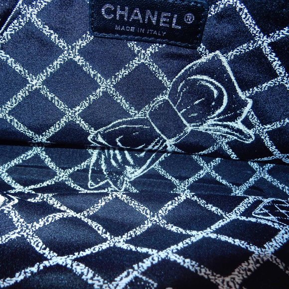 Chanel Hawaii Limited Cotton Red Chain Bag - Picture 12 of 16